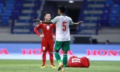 Đã có kết quả về chấn thương của tiền vệ Tuấn Anh sau pha va chạm nguy hiểm với cầu thủ Indonesia