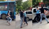 Người đàn ông ngang nhiên dùng dao đe dọa phụ xe buýt giữa phố Hà Nội