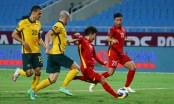 Việt Nam vs Australia: Vì sao Việt Nam không được hưởng đá phạt dù bóng chạm tay cầu thủ Australia?