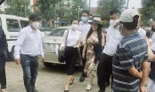 Bà Phương Hằng có mặt tại Công an TP Biên Hoà để làm việc về đơn tố giác youtuber “đánh phá nhà máy ô xy”