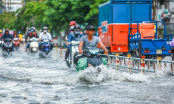 Làm gì khi xe máy bị ngập nước: Cách xử lý an toàn và tiết kiệm chi phí