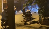 TP.HCM: Nam thanh niên đạp ngã xe máy khiến 2 người va vào cột điện tử vong