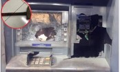Bị trừ tài khoản nhưng lại không nhận được tiền, nam thanh niên vác búa đập vỡ ATM để 'minh oan'