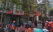 Clip: Cháy lớn quán bún chả ở phố Nguyễn Hoàng, nhiều người chạy thoát thân