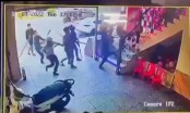 Clip: 2 nhóm thanh niên hỗn chiến trong quán karaoke ở Nha Trang