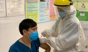 Vụ đóng 1 triệu để tiêm vắc xin siêu tốc ở Hà Nội: Đình chỉ 1 nữ cán bộ