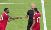 Trọng tài trận Việt Nam - Oman gây tranh cãi dữ dội: Động tí là “check VAR”, cười nói hớn hở và đập tay với cầu thủ Oman