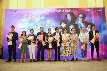 'Hãy nói lời yêu': Thêm một bộ phim về đề tài gia đình đáng suy ngẫm của màn ảnh Việt