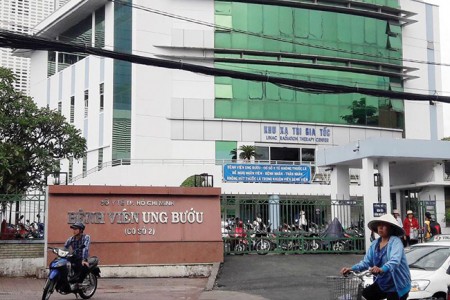 Bệnh nhân từ bệnh viện K Hà Nội khai báo gian dối để được khám tại bệnh viện Ung bướu TP.HCM: Đừng để 1 cá nhân vô ý thức khiến cả xã hội 'phải nhức đầu'