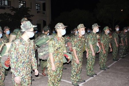 Sinh viên Quân y hoãn thi học kỳ, sẵn sàng vào vùng dịch trong đêm: Cả nước cùng Bắc Giang dập dịch