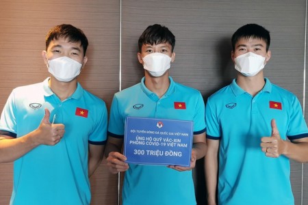 Đội tuyển Việt Nam trích một phần tiền thưởng ủng hộ vào quỹ vaccine COVID-19