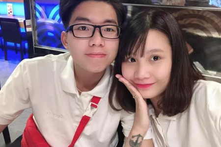 Chồng của vlogger Thanh Trần gọi trai lạ là 'anh yêu': Chỉ là bông đùa?