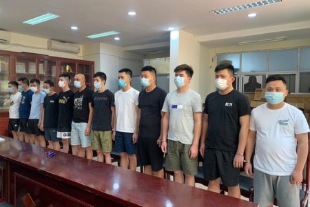 Đội lốt chuyên gia, người đàn ông Trung Quốc đưa 50 đồng hương nhập cảnh trái phép vào Hà Nội