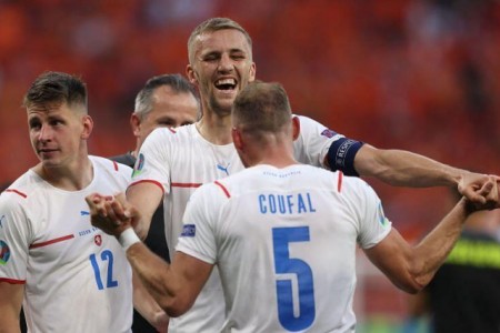 Euro 2020: Xác định 4 cặp đấu tứ kết