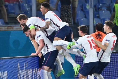 Truyền thông Anh bay bổng sau chiến tích lịch sử của đội nhà tại Euro 2020
