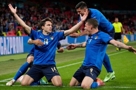 Tuyển Italia gặp sự cố hoảng hồn trước chung kết Euro 2020