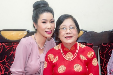 Mẹ NSƯT Trịnh Kim Chi qua đời