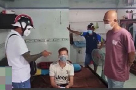 “Youtuber giang hồ” kéo đến nhà nam thanh niên hành hung vì nói xấu Phi Nhung