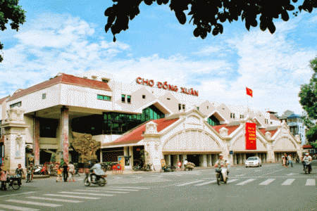 KHẨN: Hà Nội tìm người từng đến chợ Đồng Xuân