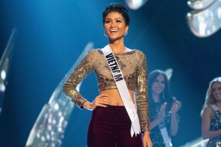 H'Hen Niê gỡ bỏ danh hiệu top 5 Miss Universe, chuyện gì đây?