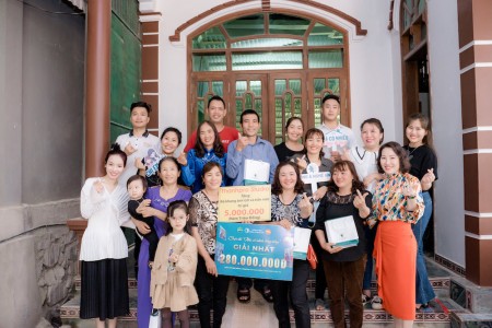Sốt rần rần cuộc thi gia đình đông con gái nhất Việt Nam: Hà Tĩnh vượt Nghệ An?