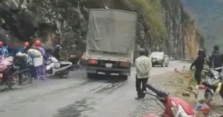 Tạm giữ “phượt thủ” hành hung tài xế xe tải ở Hà Giang