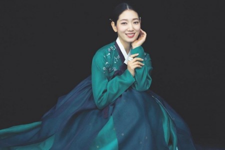 Park Shin Hye bị netizen xứ Trung 'khủng bố' vì đăng ảnh cưới hanbok
