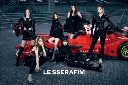 Dù gây tranh cãi, 'em gái BTS' - LE SSERAFIM vẫn phá kỷ lục với album đầu tay