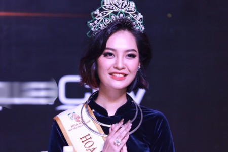 Bạn trai Hoa hậu Nông Thuý Hằng lên tiếng phủ nhận scandal, khẳng định mọi chuyện chỉ là trò đùa
