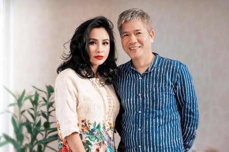 Diva Thanh Lam nhận lời cầu hôn của bạn trai bác sĩ