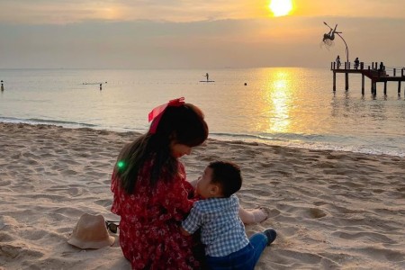 HOT: Đúng Valentine, bạn trai Hoà Minzy lần đầu công khai hình ảnh con trai đầu lòng, khoảnh khắc 2 mẹ con gây bão