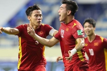 Trưởng đoàn bóng đá Malaysia tính khởi kiện trận thua đội tuyển Việt Nam