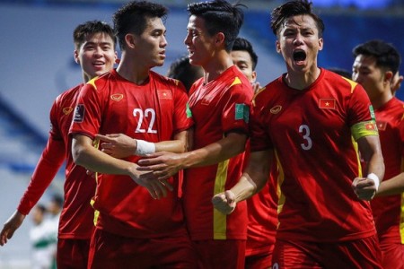 Phản ứng của các tuyển thủ Việt Nam khi biết tin 'đối đầu' với Trung Quốc vào mùng 1 Tết