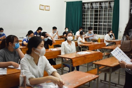 Chính thức: “Sóng” của Xuân Quỳnh vào đề thi THPT Quốc gia 2021, thí sinh “loay hoay” phần đọc hiểu