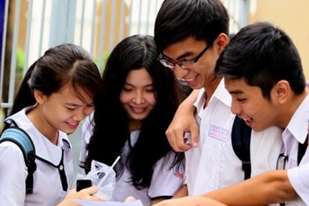 Xếp hạng điểm trung bình thi tốt nghiệp THPT 2021 của 63 tỉnh thành: Đất học Nam Định bị “soán ngôi”, Hà Nội tụt 2 bậc