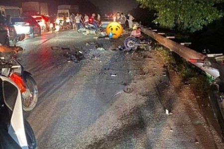 Clip: Tai nạn kinh hoàng ở Quế Võ- Bắc Ninh khiến ít nhất 2 người tử vong