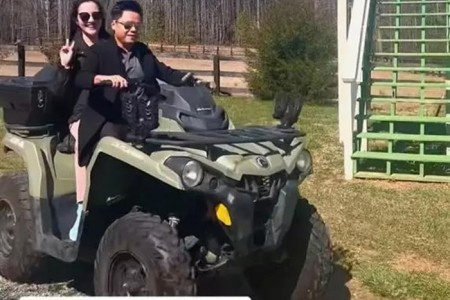 Vợ chồng Phan Thành - Primmy Trương lái xe địa hình vi vu ở Mỹ