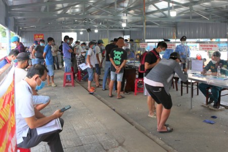 Người vào Đà Nẵng chỉ cần đăng ký trực tuyến và có giấy xét nghiệm âm tính SARS-CoV-2 trong 72 giờ