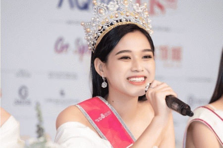 Hoa hậu Đỗ Thị Hà tiết lộ lý do ít tham gia sự kiện hơn các hoa hậu, á hậu khác