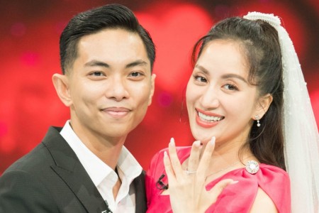 Khánh Thi - Phan Hiển mời 1.000 khách dự tiệc cưới vào tháng 12