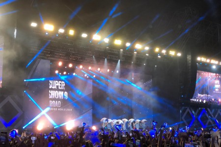 Concert của Super Junior tại TP.HCM gây bức xúc về khâu tổ chức
