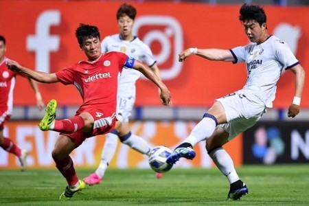 AFC Champions League 2021: Lần đầu ra mắt, Viettel FC khiến đương kim vô địch Ulsan Hyundai FC trầy trật để chiến thắng