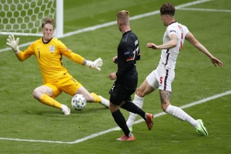 Tuyển Anh vào bán kết Euro 2020 với kỷ lục phòng ngự đỉnh cao