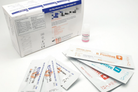 'Loạn giá' kit xét nghiệm cúm: Hiệu thuốc khan hiếm, mạng xã hội tràn lan