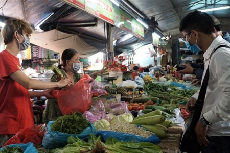 Đà Nẵng cho học sinh nghỉ học, công nhân nghỉ làm, dừng họp chợ để chống bão Noru