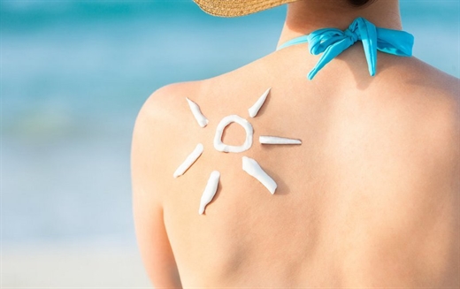 7 cách khắc phục da bị cháy nắng sau những ngày hè oi bức
