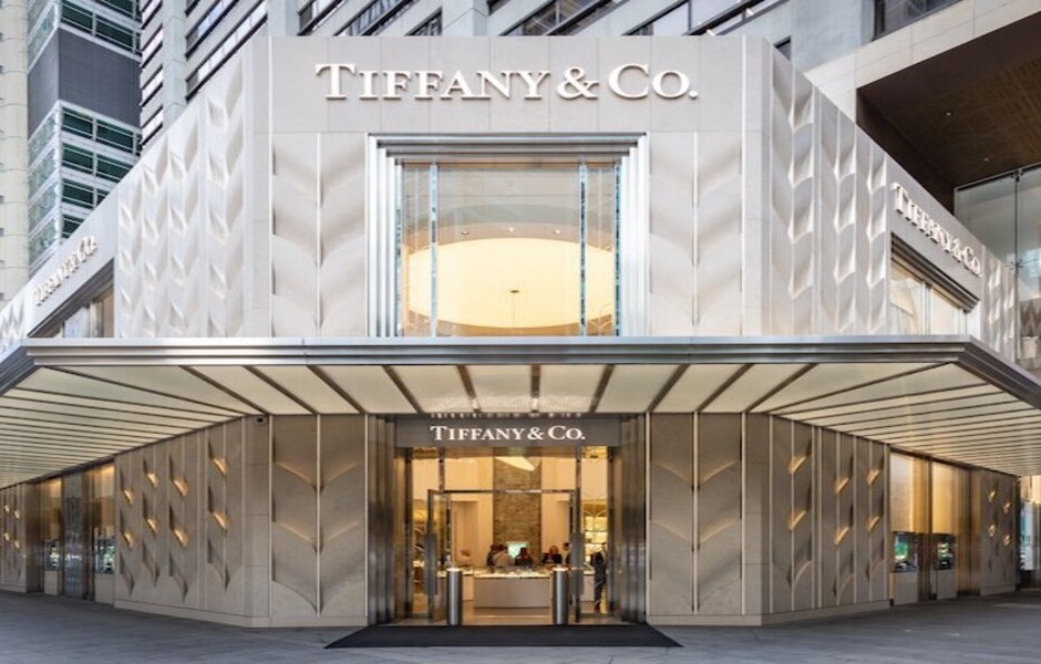 Review cửa hàng Tiffany & Co. Việt Nam: Khu mua sắm kim cương sang trọng và đắt đỏ hàng đầu Hà Nội