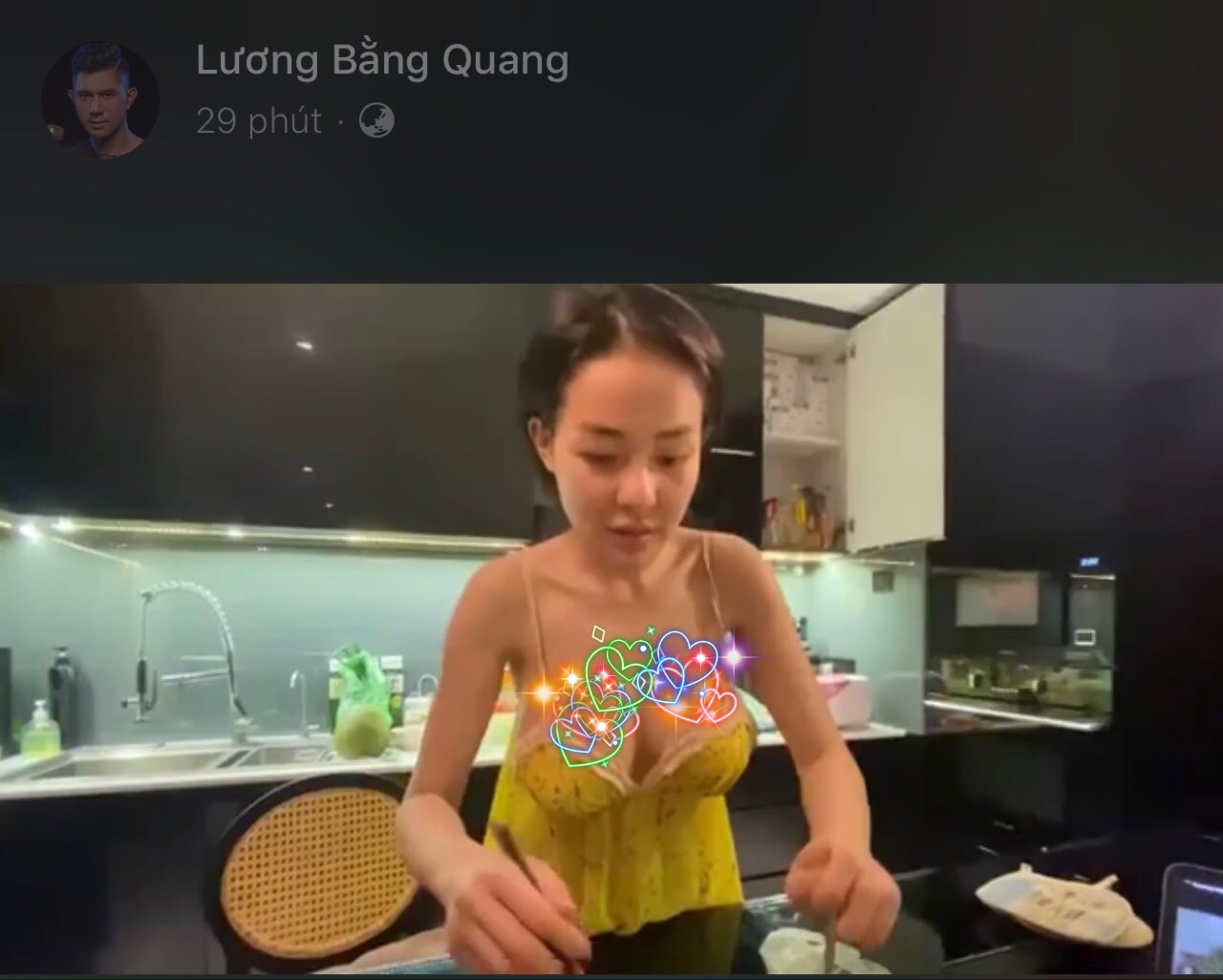 Ngân 98 - bạn gái Lương Bằng Quang lên tiếng về 'cảnh nóng' trong phim  'Live'