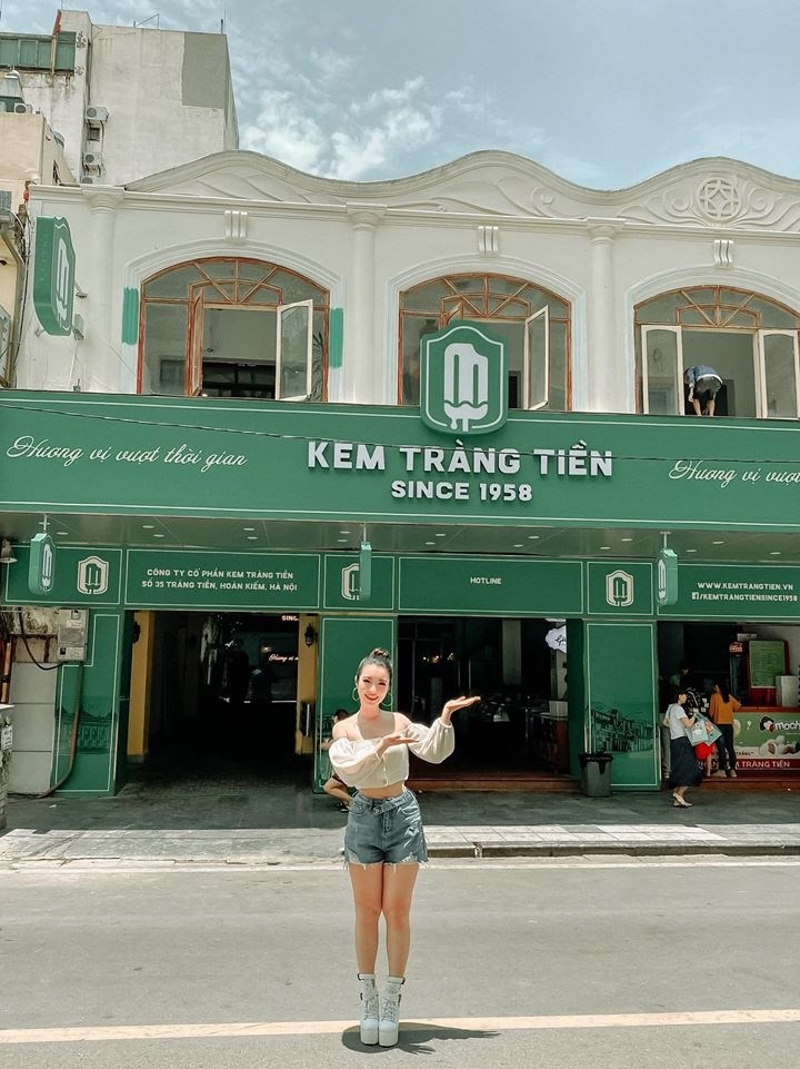 Kem Tràng Tiền trở thành cái tên gắn liền với ký ức của người dân Hà Nội, đồng thời là một địa điểm check-in của các du khách khi đến thăm thủ đô.