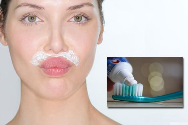 Sau khi triệt ria mép bằng kem đánh răng xong thì các bạn nên dưỡng ẩm cho da ngay